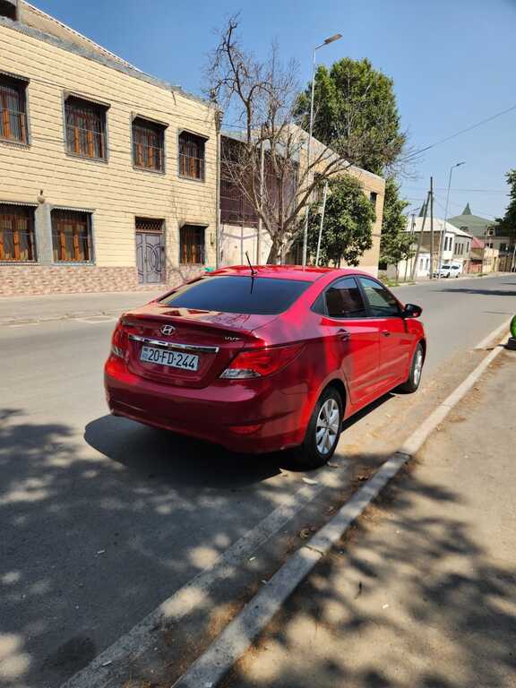 Hyundai Accent, 1.4 L, 2015 il, 97 000 km — Avtomobillər, Gəncə (2)