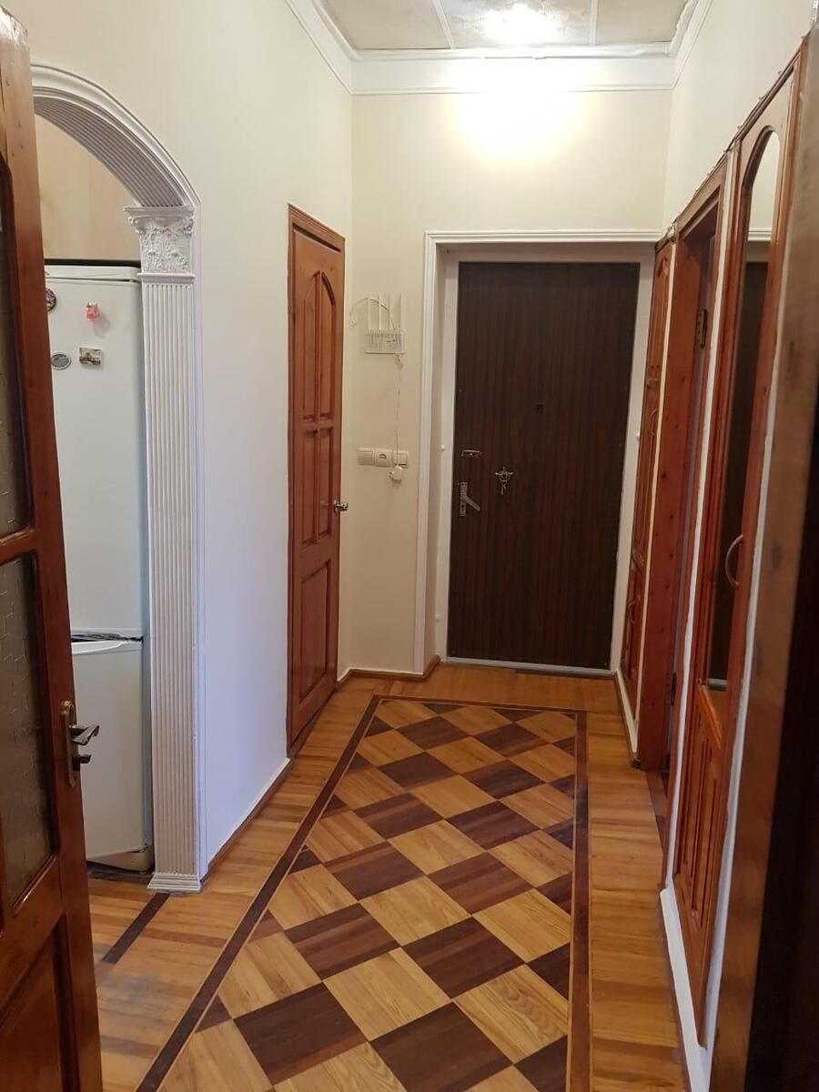 İcarəyə verilir 2 otaqlı köhnə tikili 70 m² — Mənzil, Bakı (9)