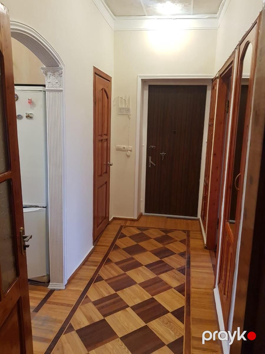 İcarəyə verilir 2 otaqlı köhnə tikili 70 m² — Mənzil, Bakı (9)