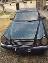 Mercedes E 300, 3.0 L, 1998 il, 568 835 km — Cars