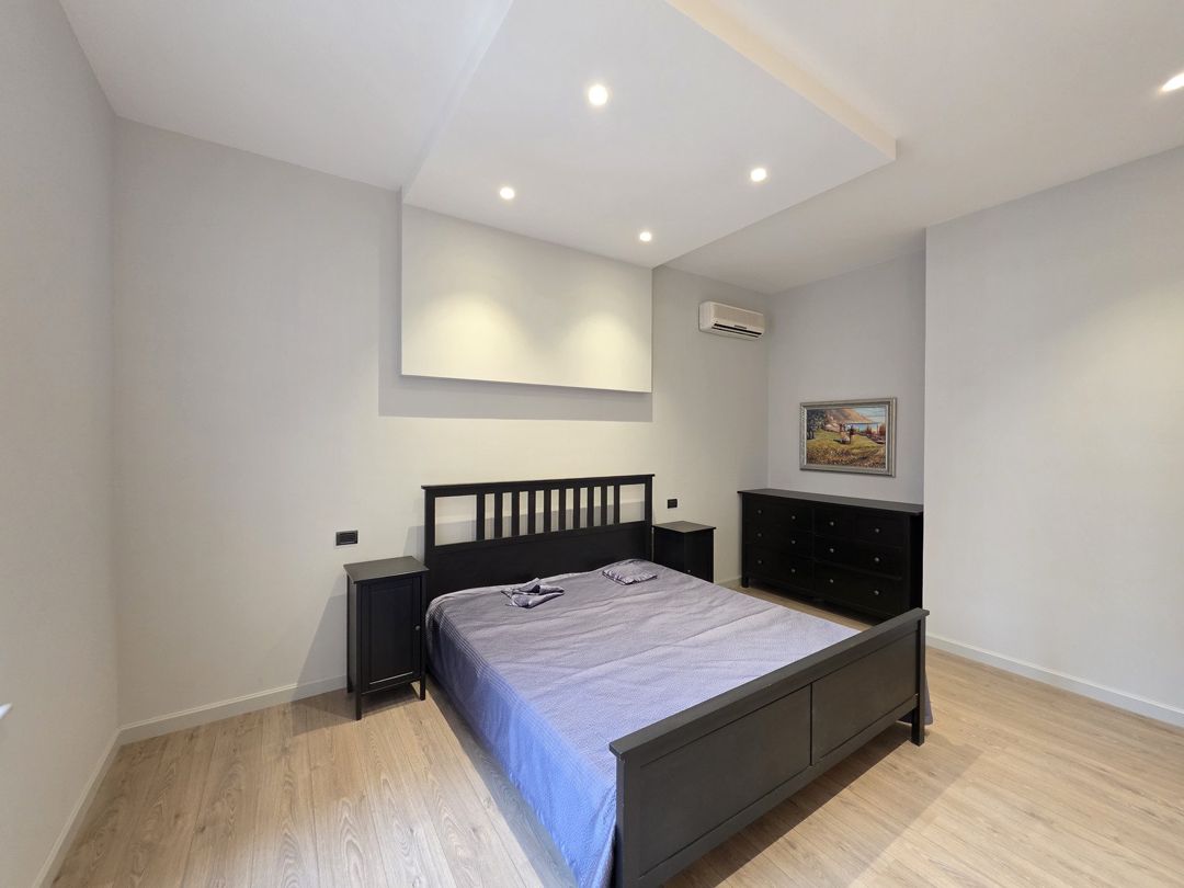Satılır 4 otaqlı yeni tikili 250 m² — Mənzil, Bakı (12)