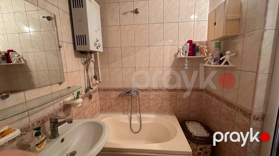 Satılır 2 otaqlı köhnə tikili 55 m² — Mənzil, Bakı (12)