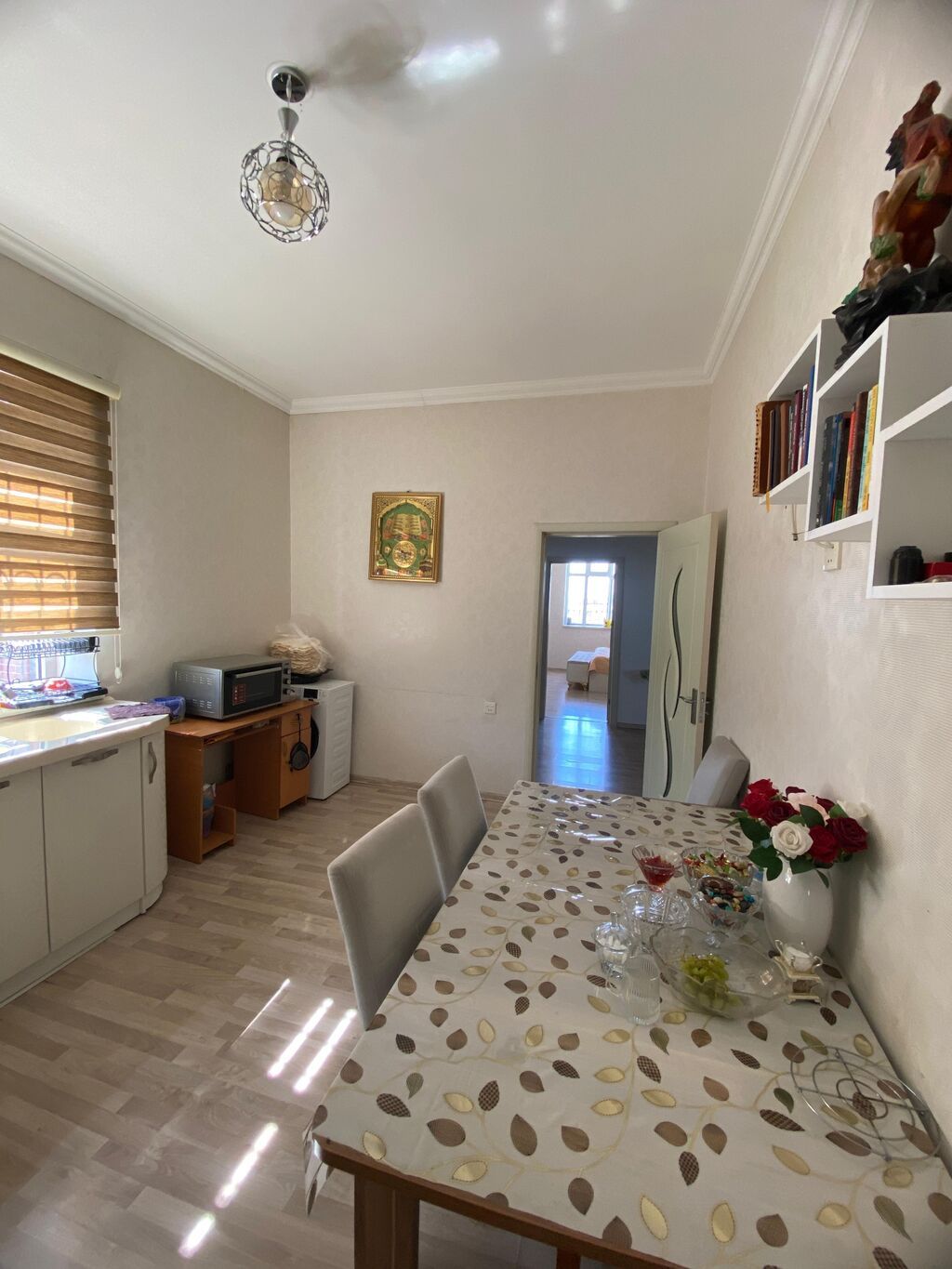 Salam. tecili heyet evi satilir.6 sotda insa edilmis ev 120kv dir — Daşınmaz əmlak, Saray (3)
