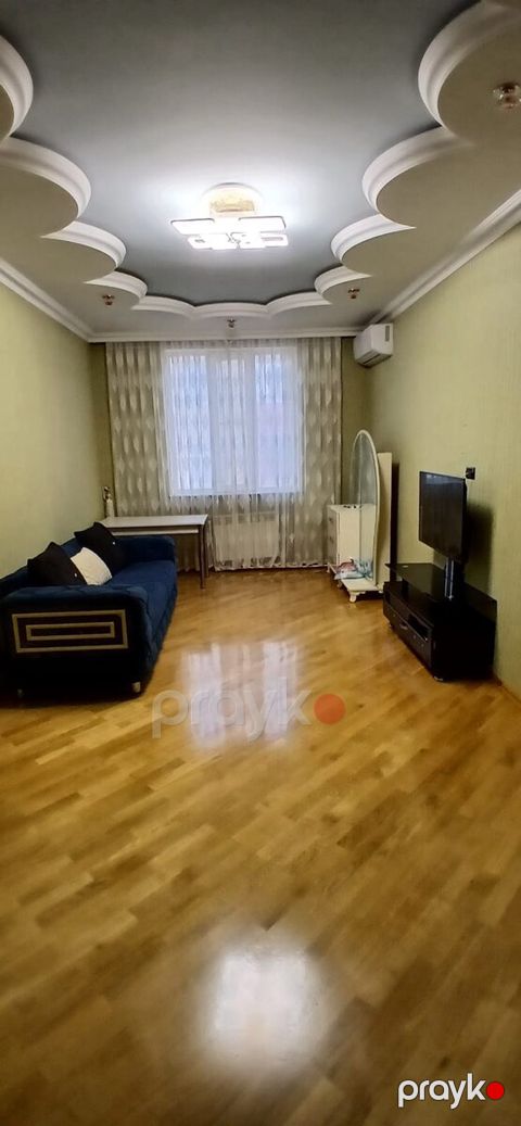 2-otaqlı yeni tikili kirayə verilir, Nizami r., 80 m²
