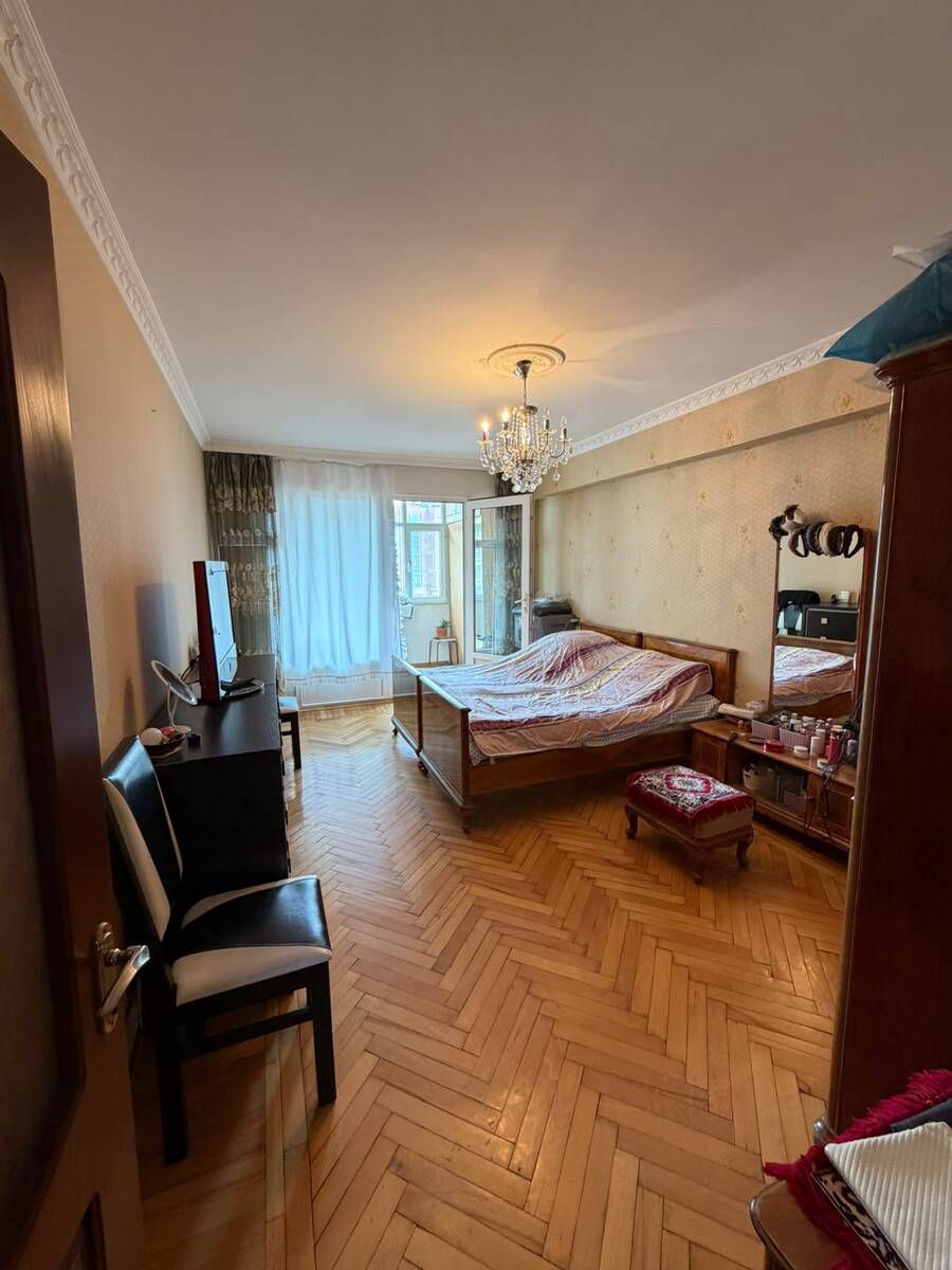 Satılır 2 otaqlı köhnə tikili 67 m² — Mənzil, Bakı (12)