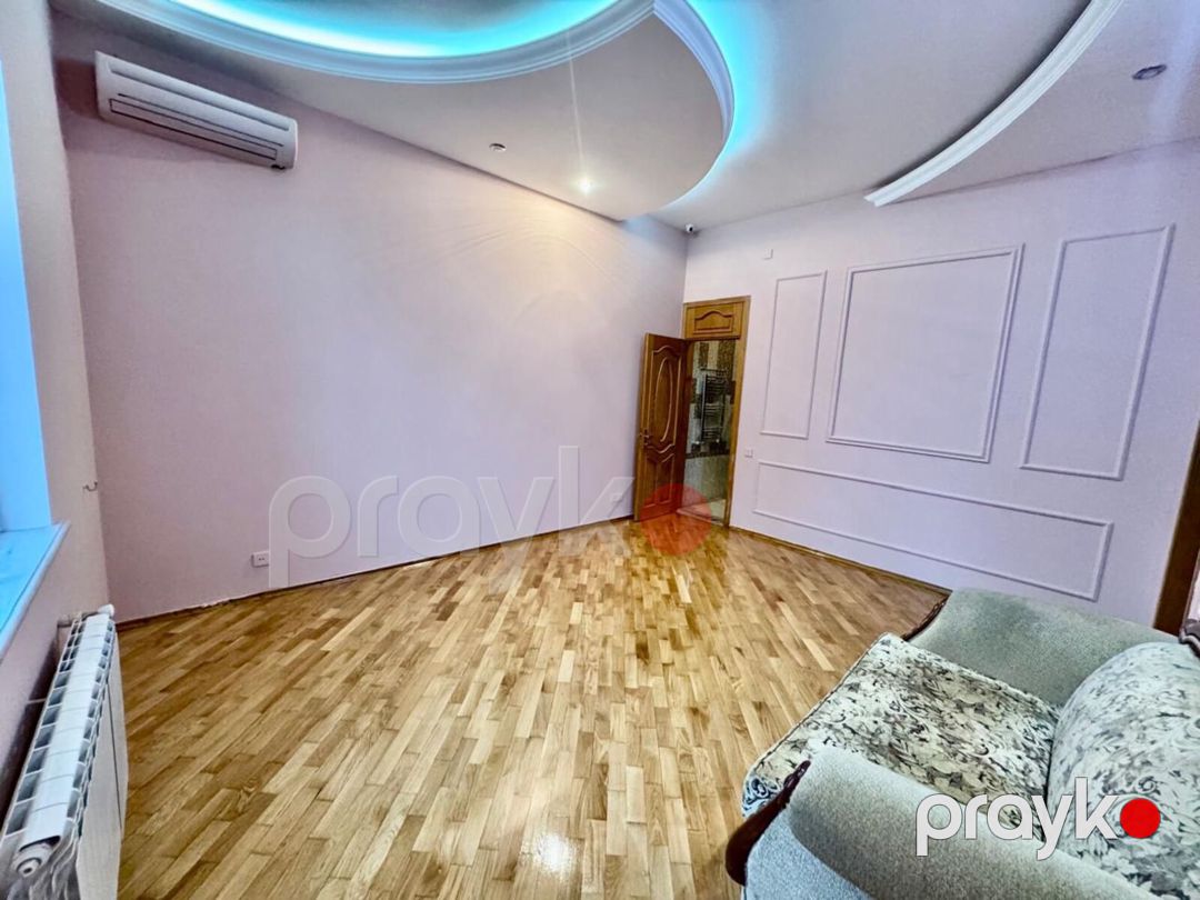 İcarəyə verilir 6 otaqlı həyət evi/bağ evi 480 m² — Ev, villa, Bakı (11)