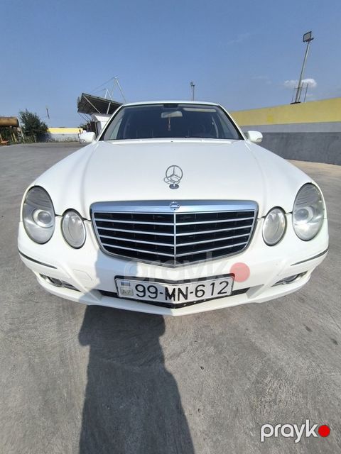 Mercedes E 220, 2.2 L, 2008 il, 490 000 km