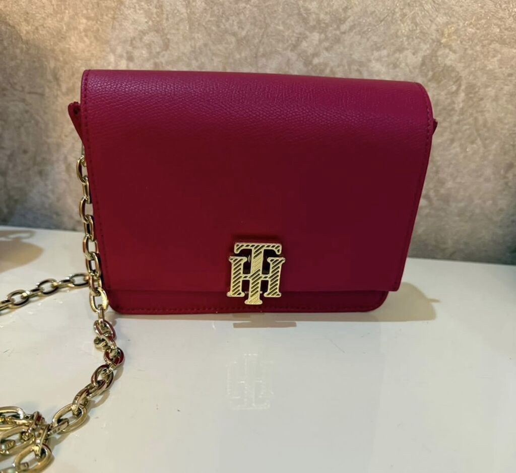 Çiyin çantası, Tommy Hilfiger, İşlənmiş — Çantalar, Bakı
