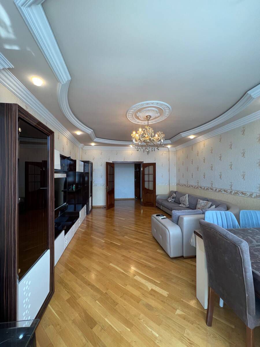 Satılır 3 otaqlı yeni tikili 130 m² — Mənzil, Bakı (5)