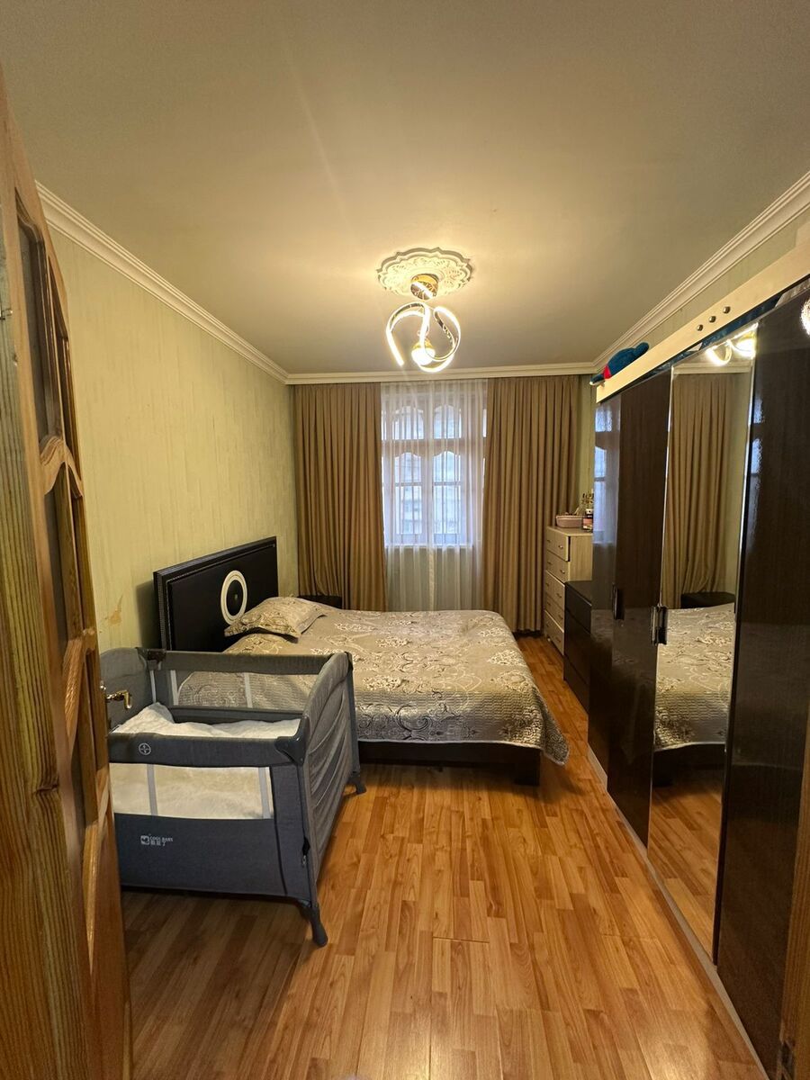 Satılır 4 otaqlı köhnə tikili 100 m² — Mənzil, Bakı (4)