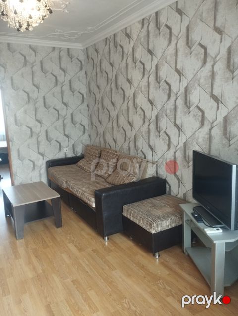 İcarəyə verilir 2 otaqlı köhnə tikili 51 m²