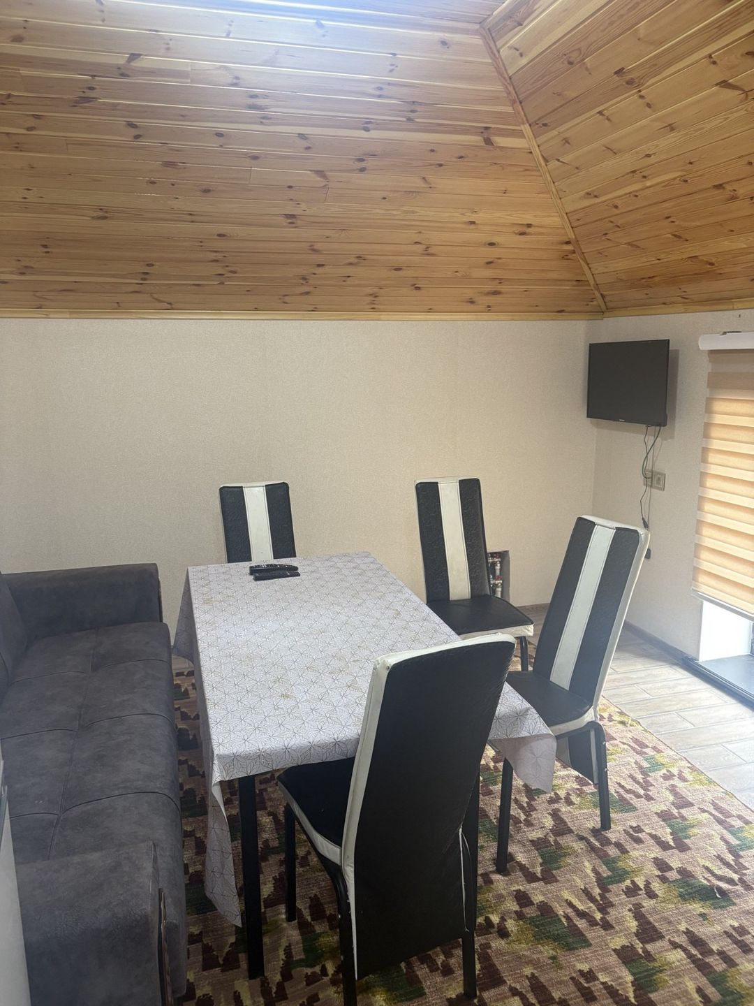 İcarəyə verilir 6 otaqlı həyət evi/bağ evi 120 m² — Ev, villa, Quba (10)