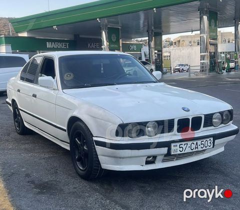 BMW 520, 2.0 L, 1991 il, 250 000 km