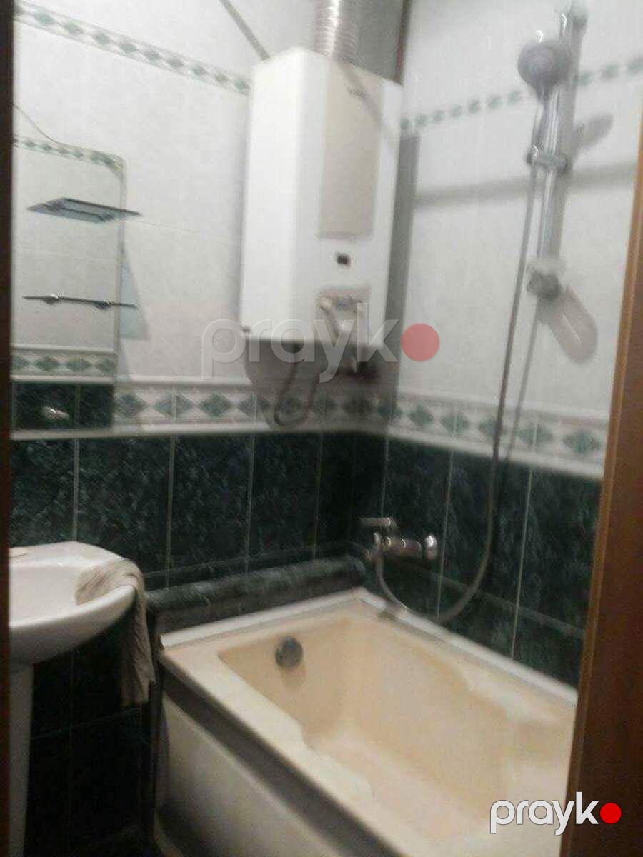 İcarəyə verilir 3 otaqlı köhnə tikili 80 m² — Mənzil, Bakı (11)