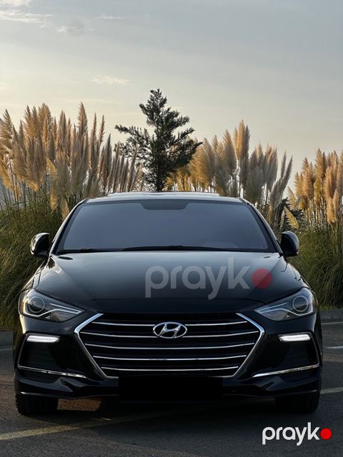 Hyundai Elantra, 1.6 L, 2018 il, 101 000 km
