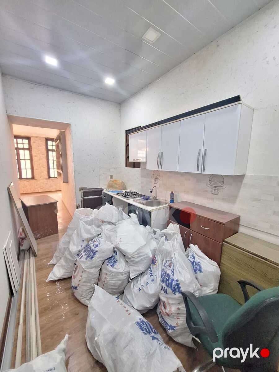 Satılır 2 otaqlı köhnə tikili 70 m² — Mənzil, Bakı (4)