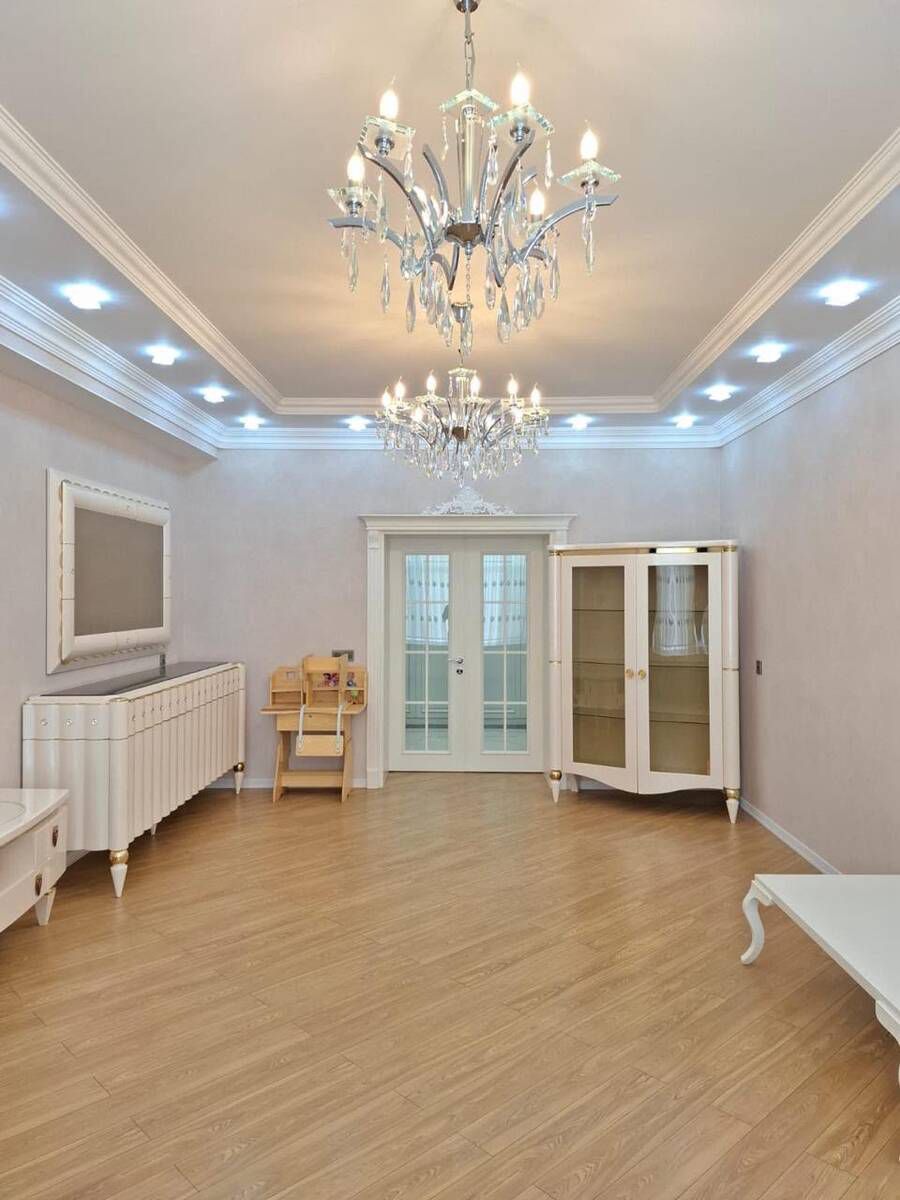Satılır 3 otaqlı yeni tikili 140 m² — Mənzil, Bakı (2)