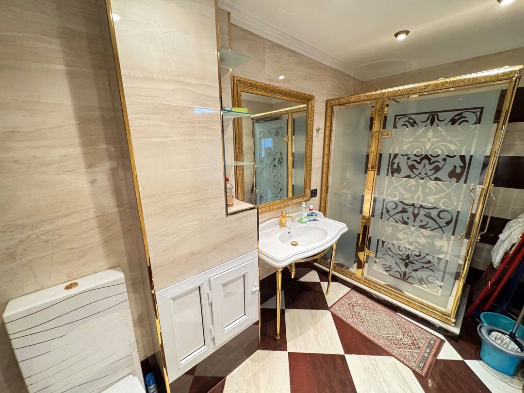 Satılır 3 otaqlı köhnə tikili 100 m² — Mənzil, Bakı (12)
