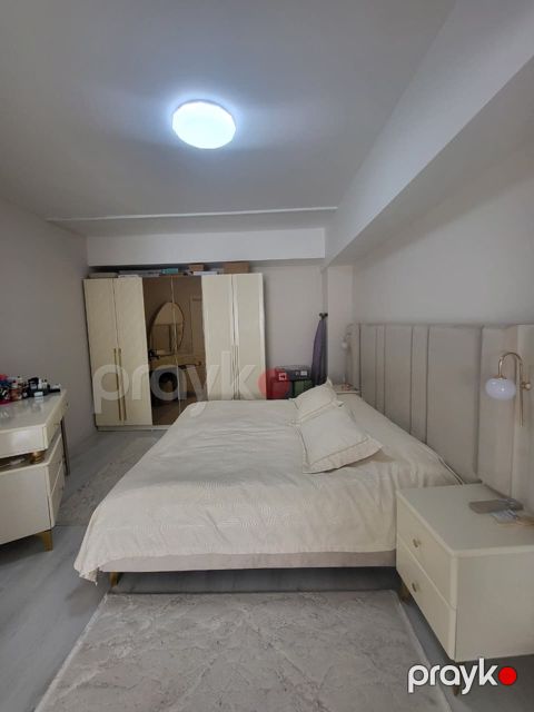 İcarəyə verilir 2 otaqlı köhnə tikili 70 m²