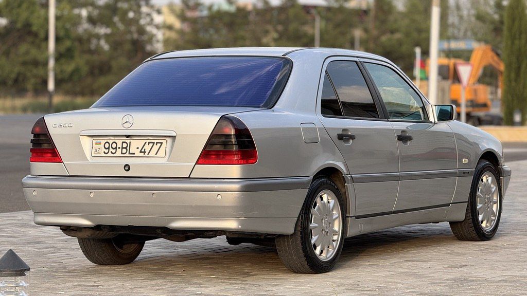 Mercedes C 200, 2.0 L, 1999 il, 500 000 km — Avtomobillər, Göyçay (4)
