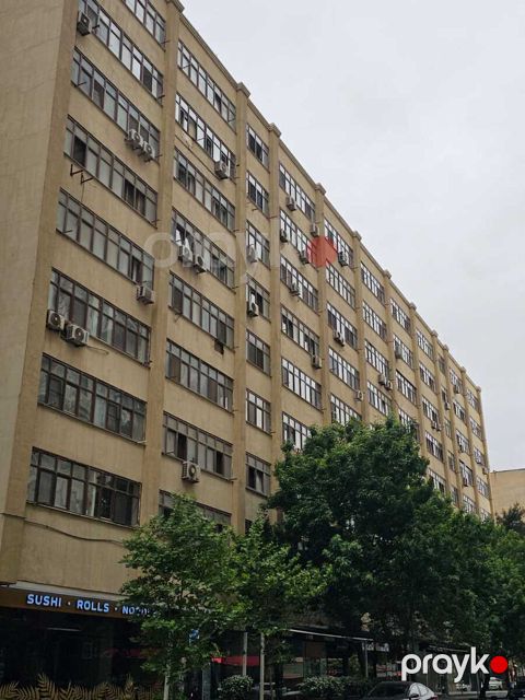 Satılır 5 otaqlı köhnə tikili 60 m²