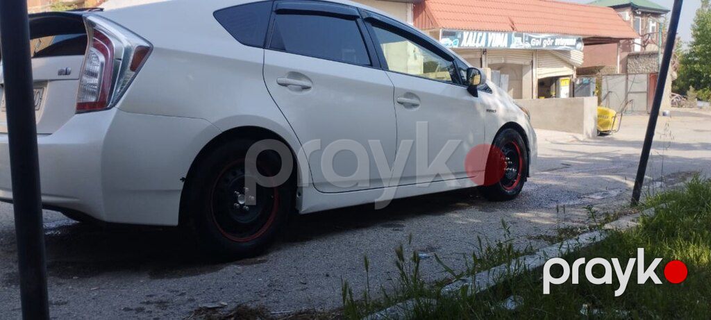 Toyota Prius, 1.8 L, 1.3 kWh, 2013 il, 402 336 km — Avtomobillər, Bakı (4)