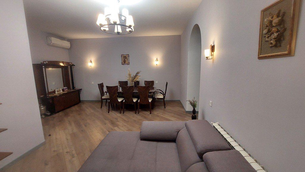İcarəyə verilir 4 otaqlı həyət evi/bağ evi 250 m² — Ev, villa, Bakı (11)