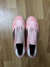 Futbol butsası – F50 model - Rəng: açıq çəhrayı/çəhrayı tonları, qara — Спорт и отдых