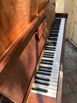 Pianino Belarus — Musiqi Alətləri