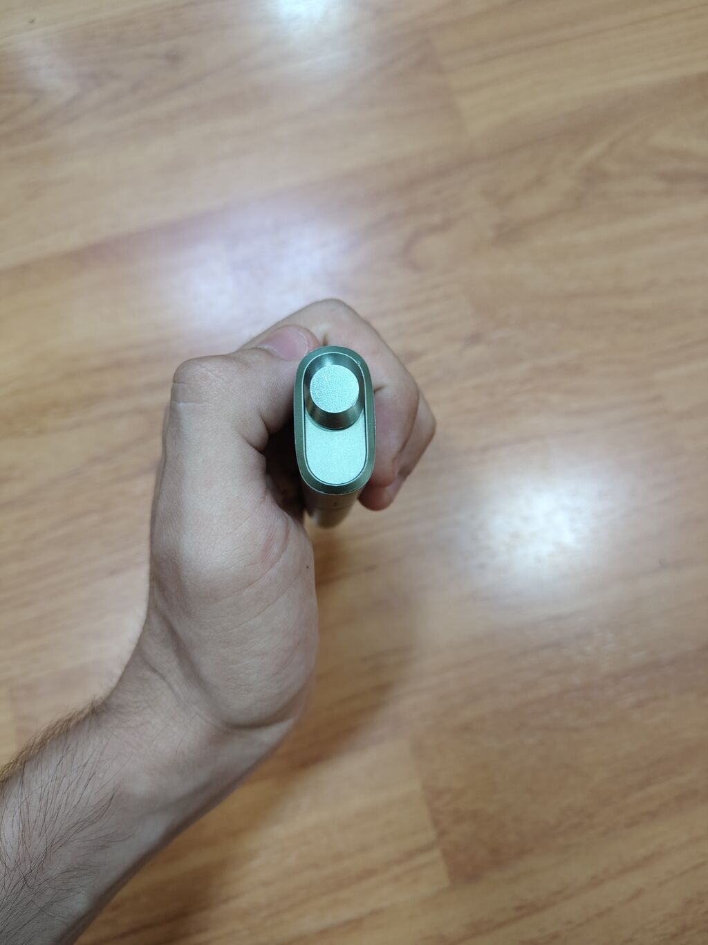 Yaşıl rəng, azca cızığı var. Şarj yeri type-c di. Zaretka tam bir — Gözəllik və sağlamlıq, Bakı (4)