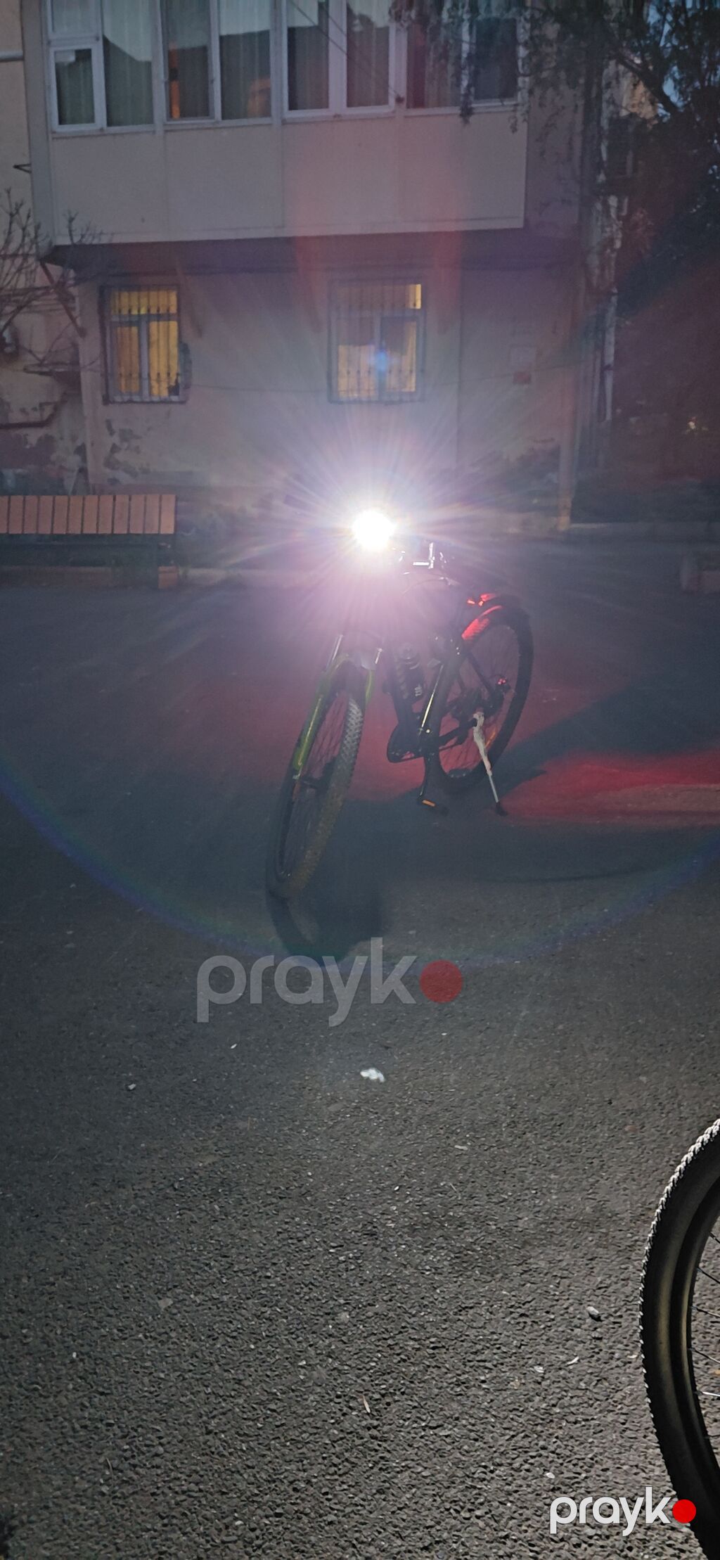 Şəhər və yüngül off-road üçün tam təchizatlı dağ velosipedi — Dağ velosipedləri, Bakı (2)
