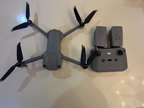 DJI Air 2S dron dəsti Xüsusiyyətlər: - Kamera: 1” CMOS sensor, 20 MP — Gəncə