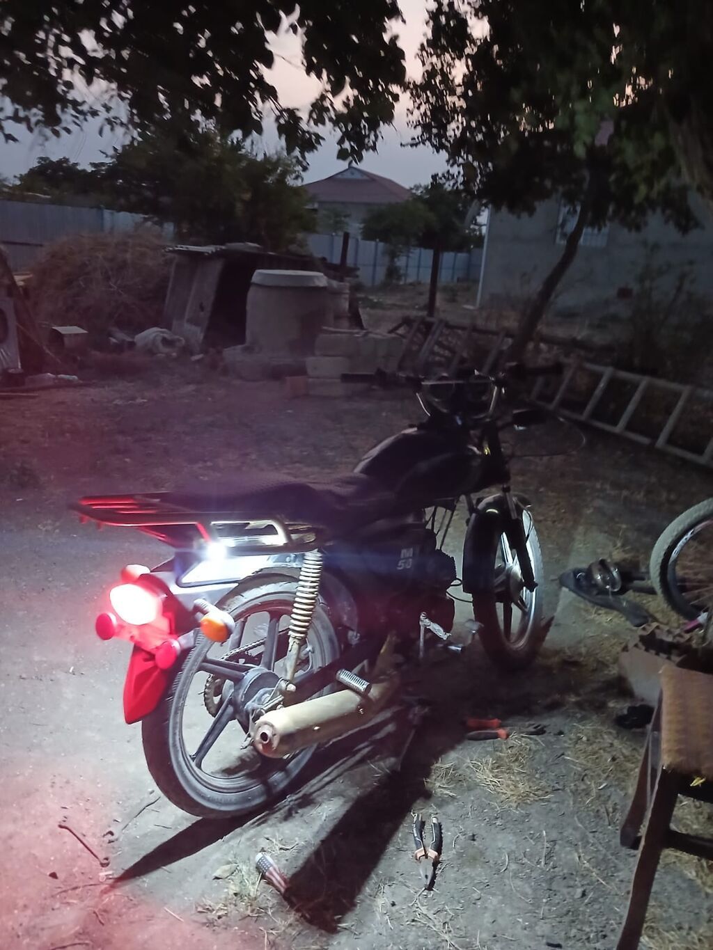Moped/Motosiklet – “M50” seriyası, qara rəng qara Xüsusiyyətlər: - — Avto, Masallı (2)