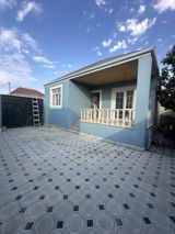 Satılır 3 otaqlı həyət evi/bağ evi 110 m² — Дом, вилла