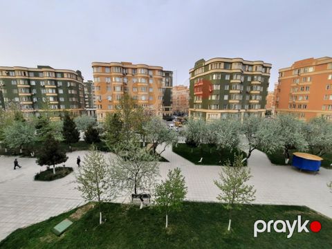 Satılır 2 otaqlı yeni tikili 60 m²