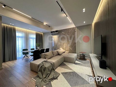 İcarəyə verilir 3 otaqlı yeni tikili 140 m²