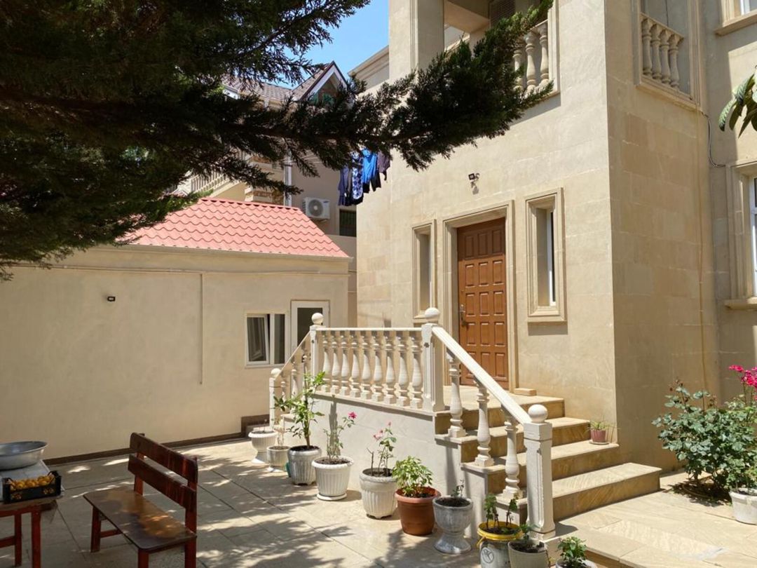 İcarəyə verilir 7 otaqlı həyət evi/bağ evi 250 m² — Ev, villa, Bakı (2)
