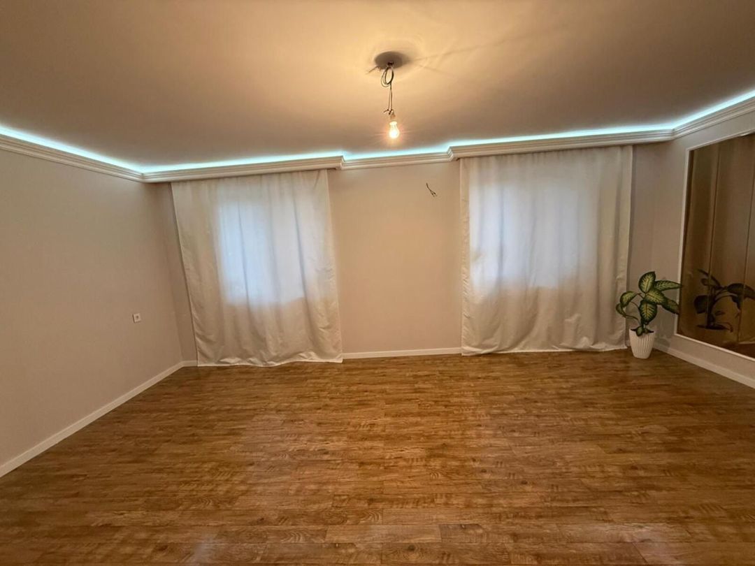 Satılır 5 otaqlı köhnə tikili 127 m² — Mənzil, Bakı (3)