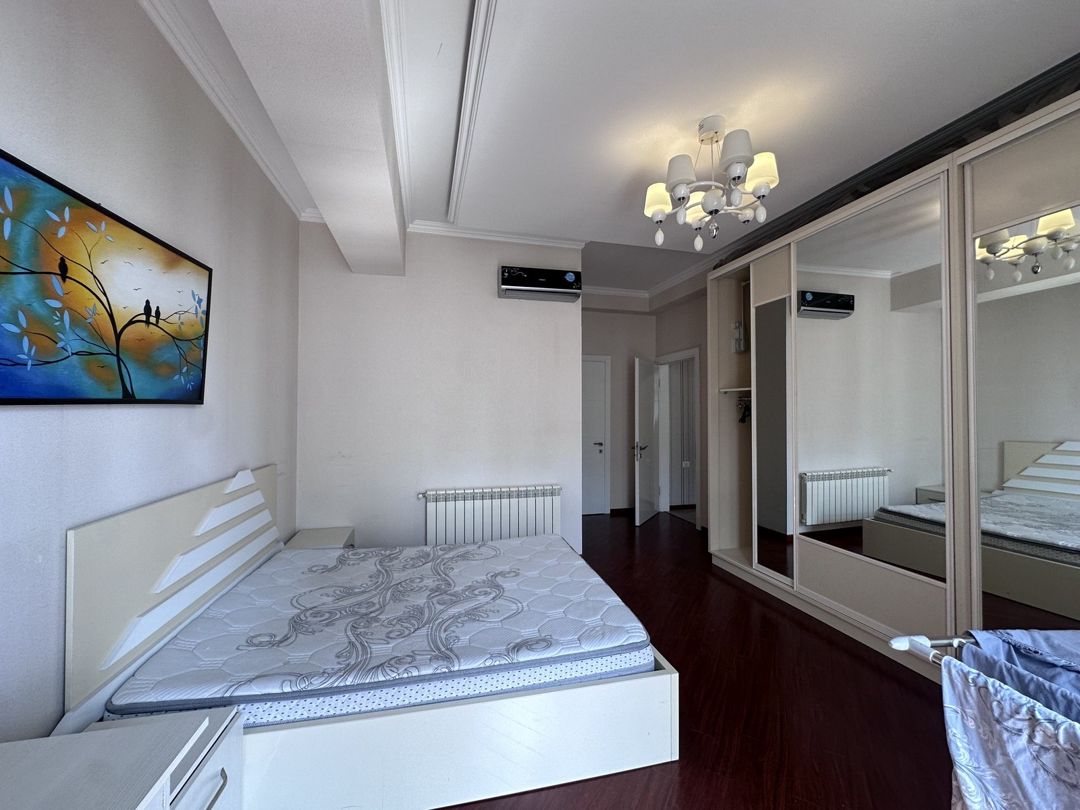 İcarəyə verilir 4 otaqlı yeni tikili 145 m² — Mənzil, Bakı (5)