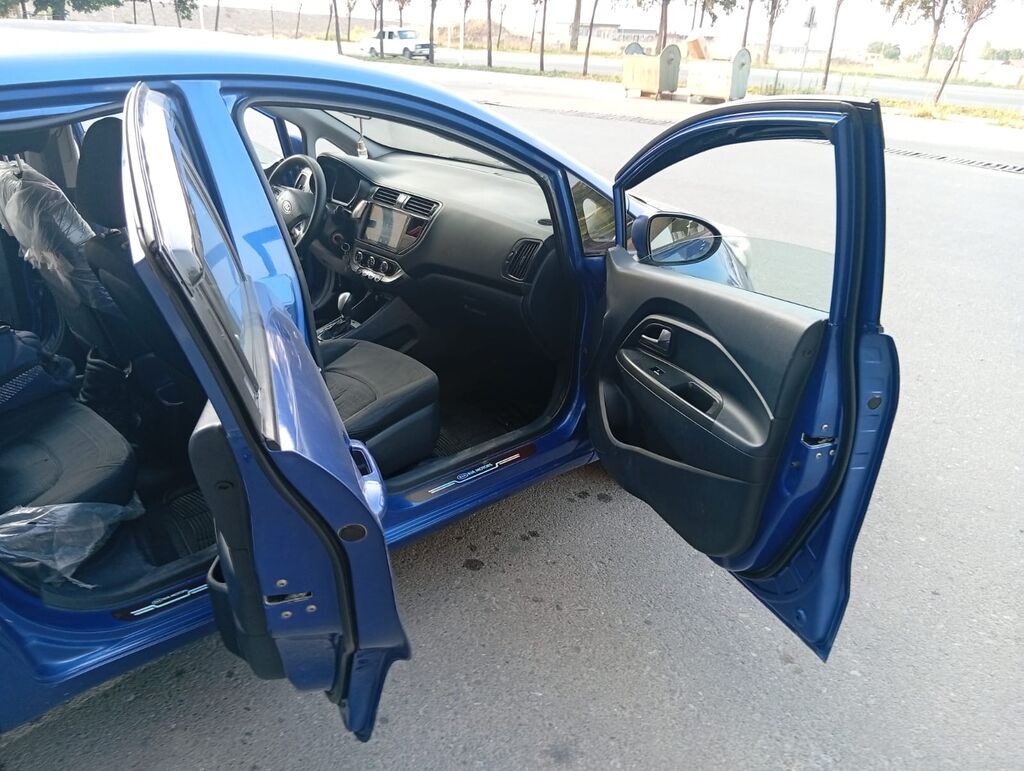 Kia Rio: 1.4 l | 2013 il Sedan — Avto, Gəncə (9)