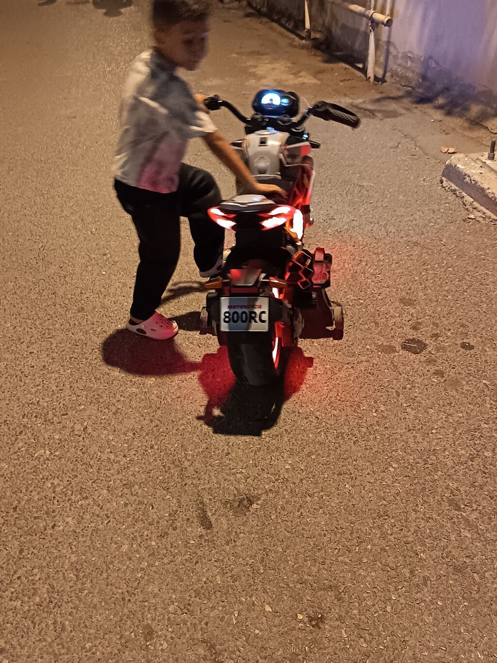 Salam 3 gudur alinib bir defe surulub ele ondada cekilib cemi birdefe — Mallar, Bakı (4)