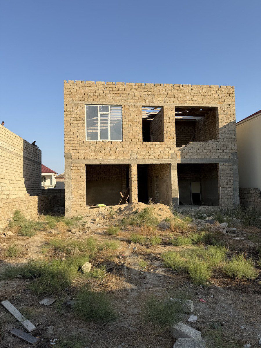 Satılır 5 otaqlı həyət evi/bağ evi 240 m² — Ev, villa, Bakı (3)