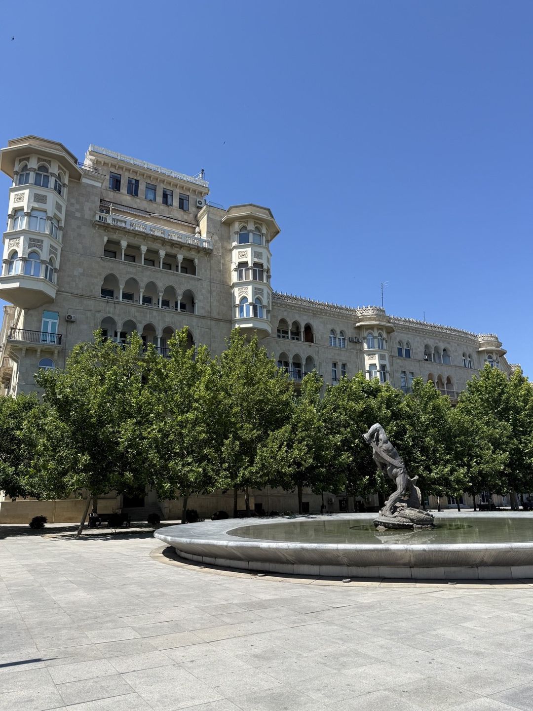 Satılır 3 otaqlı köhnə tikili 100 m² — Mənzil, Bakı