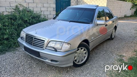 Mercedes C 180, 1.8 L, 1998 il, 256 000 km