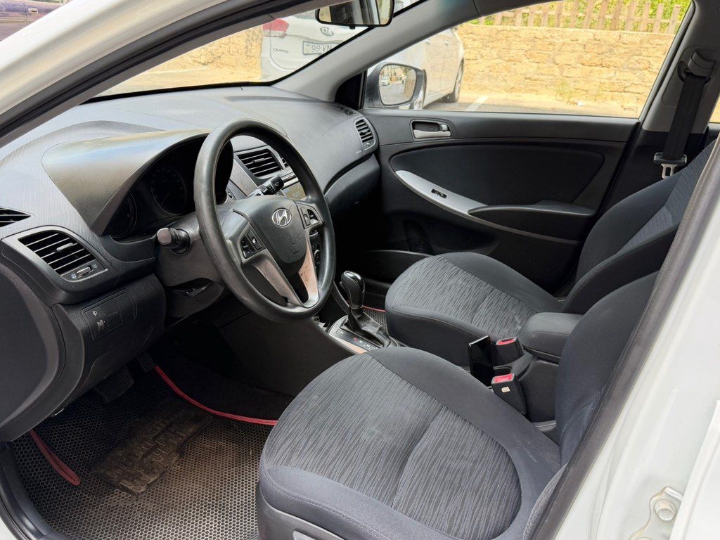 Hyundai Accent, 1.6 L, 2014 il, 240 000 km — Avtomobillər, Bakı (12)