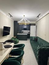 İcarəyə verilir 3 otaqlı yeni tikili 89 m² — Квартира