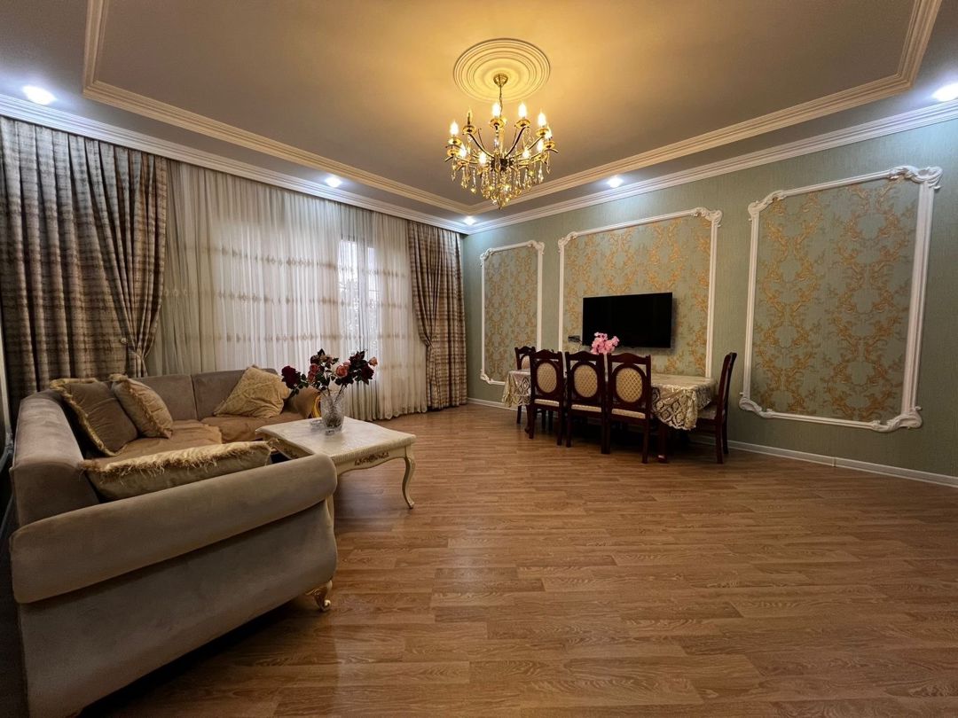 Satılır 4 otaqlı həyət evi/bağ evi 210 m² — Ev, villa, Bakı (5)