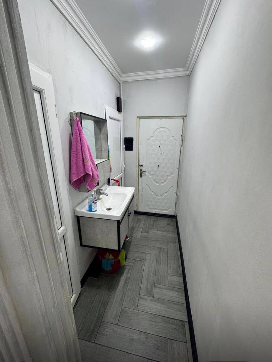 Ofis icarəyə verilir, Əlövsət Əbdülrəhimov küç. — Əmlak, Bakı (8)