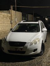 Kia Ceed SW, 1.6 L, 2009 il, 396 500 km — Автомобили