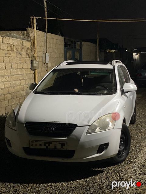 Kia Ceed SW, 1.6 L, 2009 il, 396 500 km